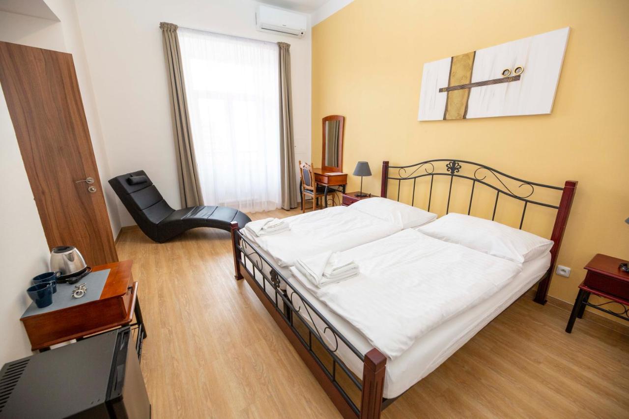 Penzion Kralovske Lazne Poděbrady Εξωτερικό φωτογραφία