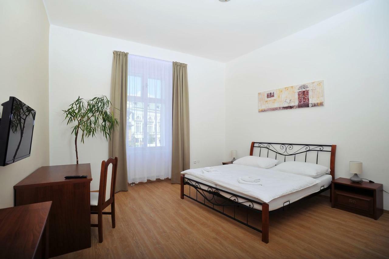 Penzion Kralovske Lazne Poděbrady Εξωτερικό φωτογραφία